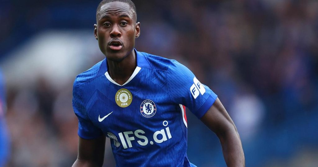 Injury Causes Last Minute Change - Official: Injury Causes Last-Minute Change in England Squad