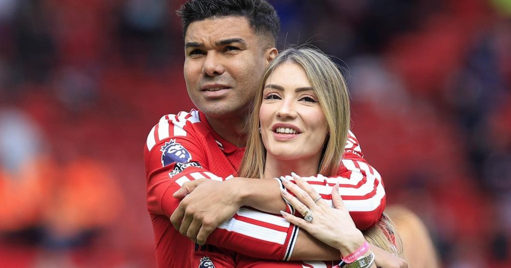 Manchester United Diogo Dalot - Casemiro and his wife in tears at farewell to Manchester United (photos)