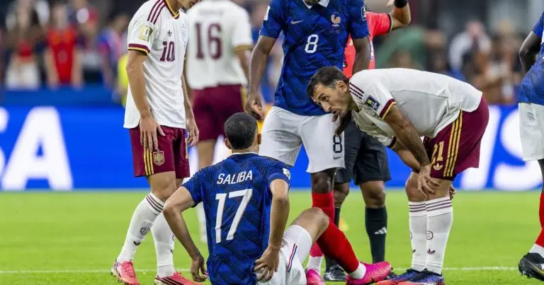 Arsenal William Saliba - "I can't take it anymore!": Arsenal center-back risks long layoff