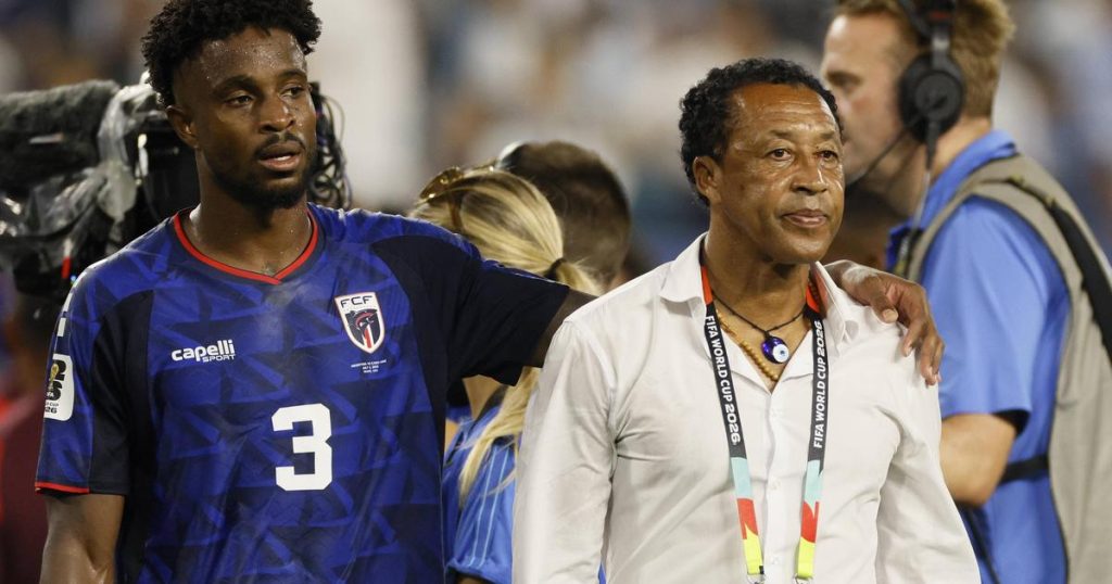 Cabo Verde Serie A - [EN] «Cabo Verde dignificou-se neste Mundial» e «melhor que isto não podia ser»