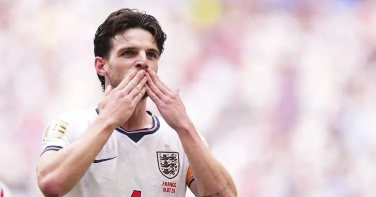 No One Wants Rice Doesn - No One Wants to Play? Rice Doesn't Care and Delivers a Quality Goal