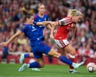 Arsenal and Manchester United Battle in Key Women’s Super League Clash at Emirates