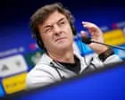 Czechia Coach Santi Denia Praises England’s Anthony Gordon Ahead of Wembley Clash