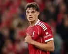 Liverpool Defender Giovanni Leoni’s Return Delayed by Severe Knee Injury
