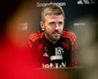 Michael Carrick Maintains Calm as Manchester United Face Turmoil After Martínez’s Criticism